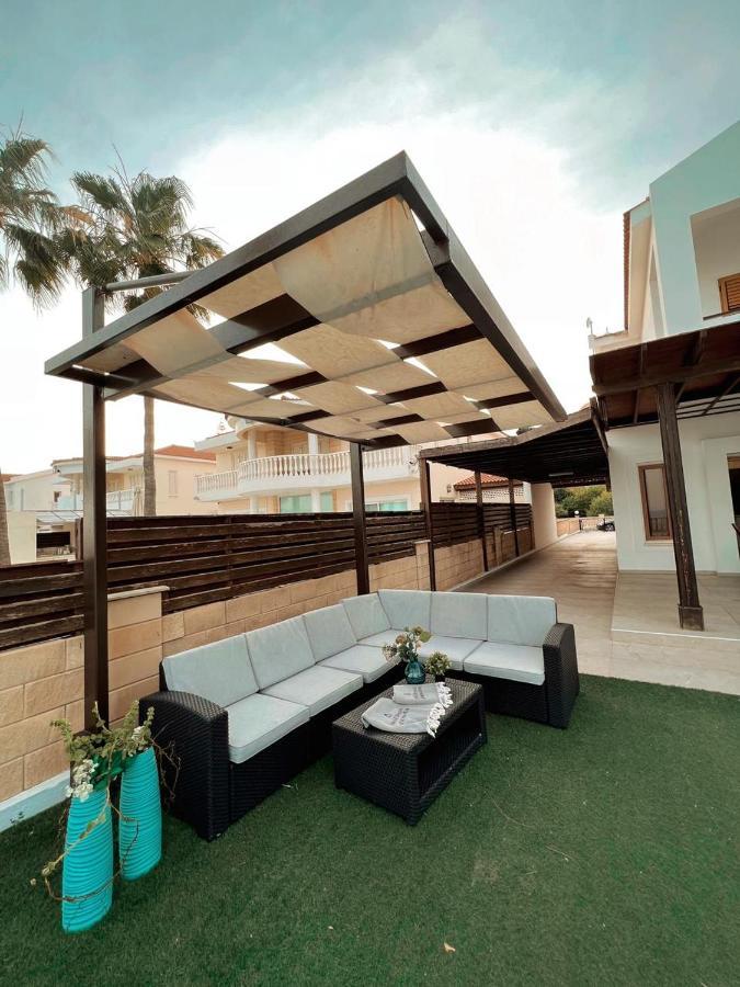 Oasi Rejuve Villa Meneou Dış mekan fotoğraf